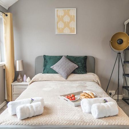 Idyllic 3-Bed House. 5-Min From Channel Tunnel Villa Folkestone Luaran gambar