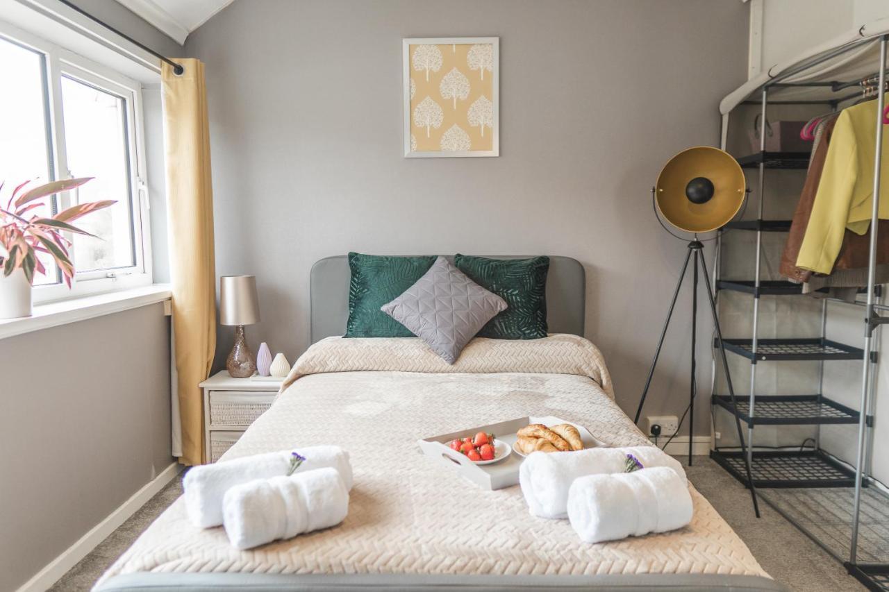 Idyllic 3-Bed House. 5-Min From Channel Tunnel Villa Folkestone Luaran gambar