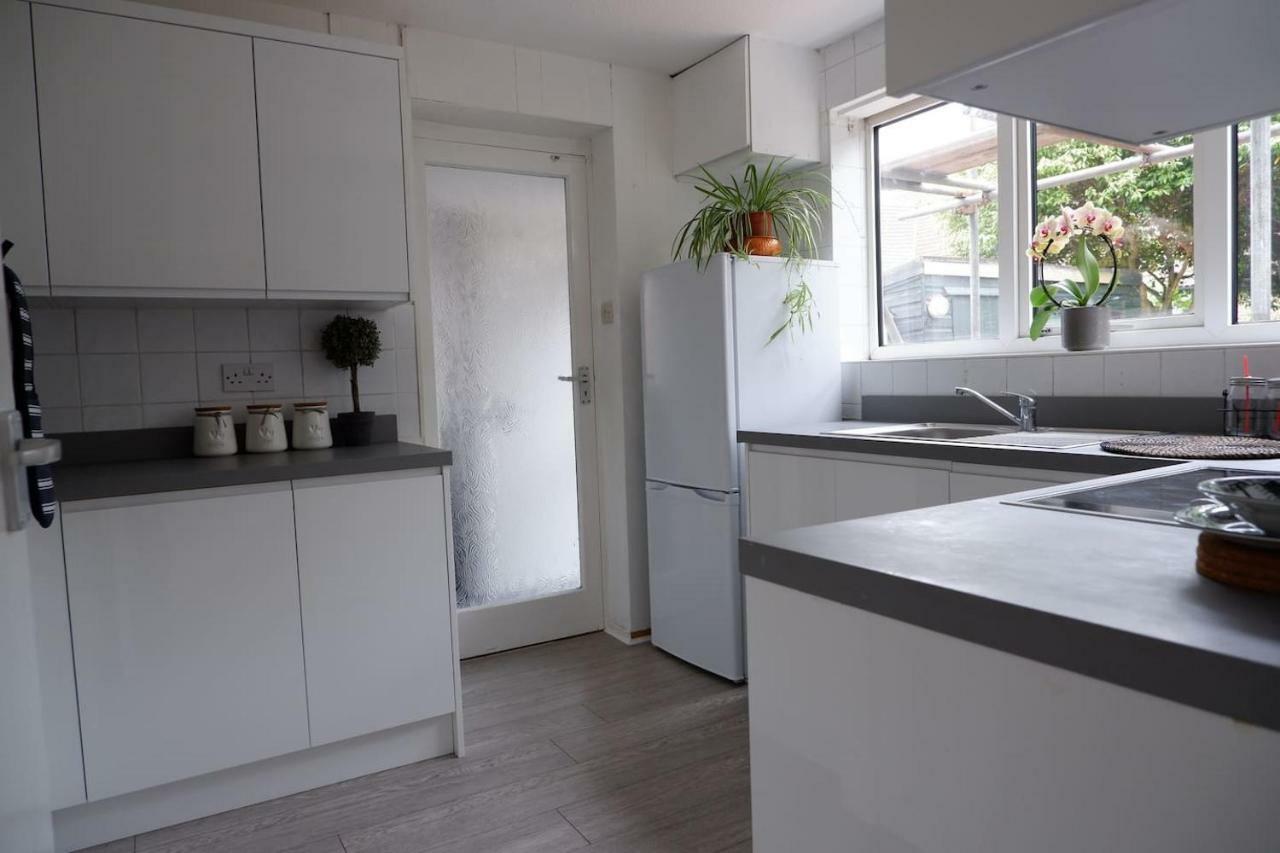 Idyllic 3-Bed House. 5-Min From Channel Tunnel Villa Folkestone Luaran gambar